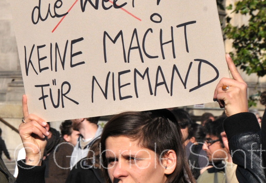 15.10 2011 Empört euch  Demo in Berlin