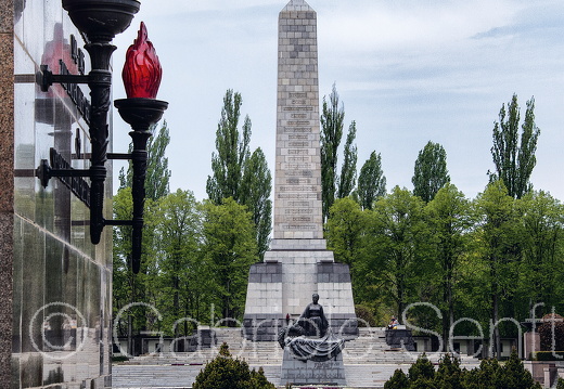 2020 Sowjetisches Ehrenmal Schönholzer Heide, Berlin